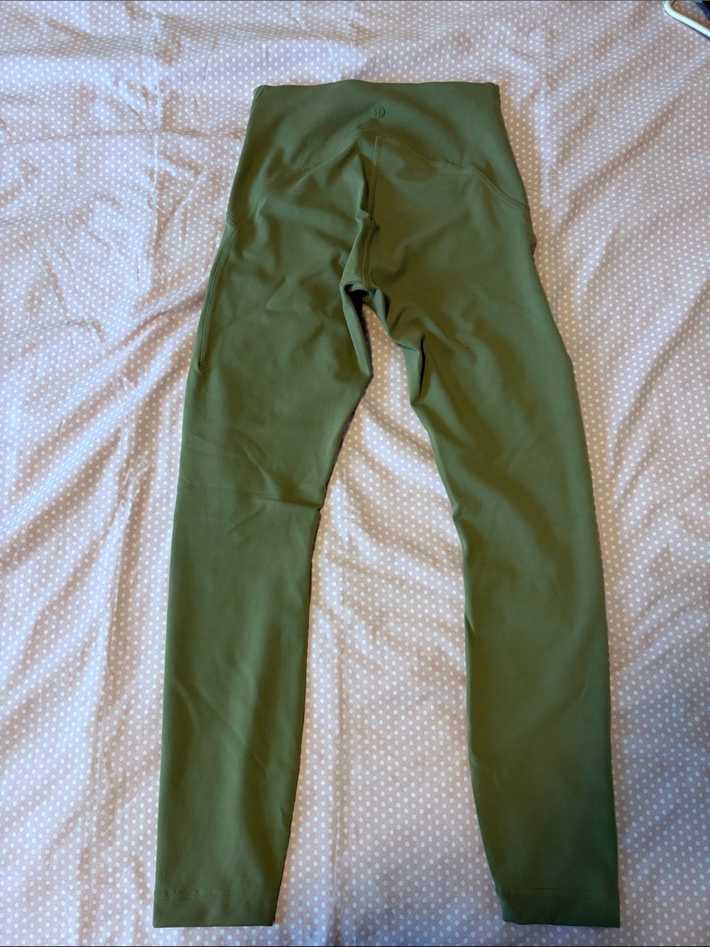 Women’s Lululemon Olive Green High-Waist Leggings